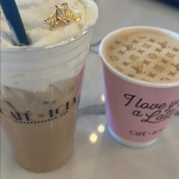 Meet your Posher, Annie - Picture 1 of 1